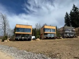 Eingeschalte Waldschlafhäusl Sonnenschein