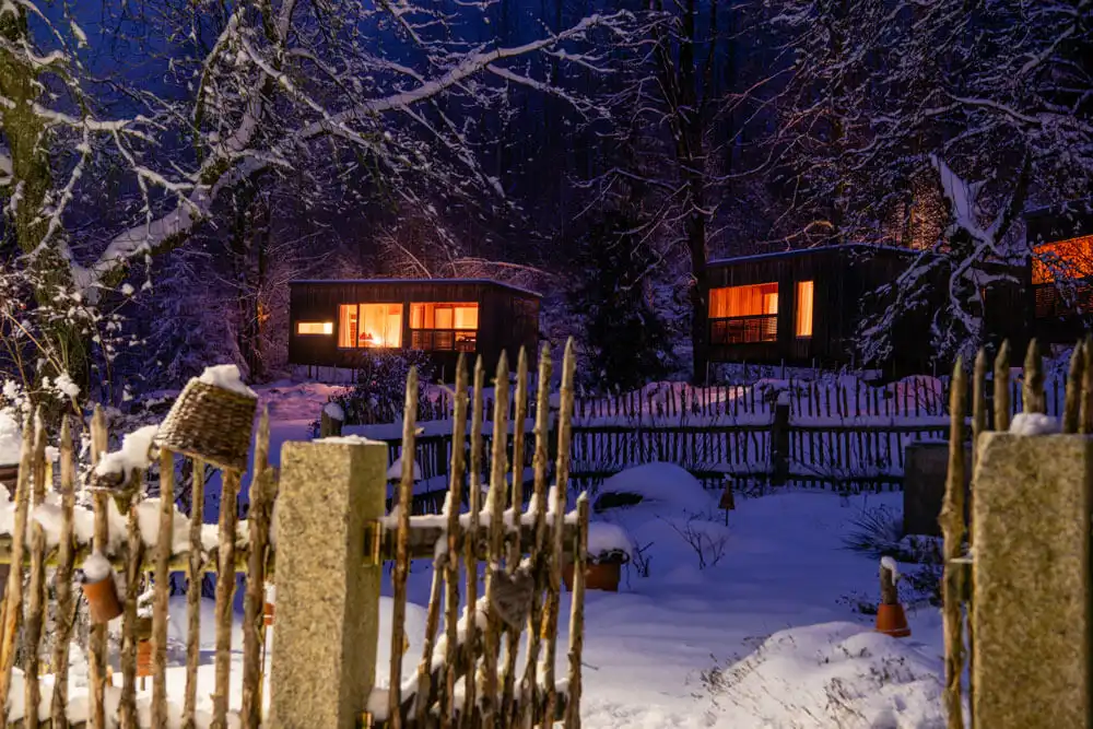 wiesnhaeusl-bei-nacht-winter